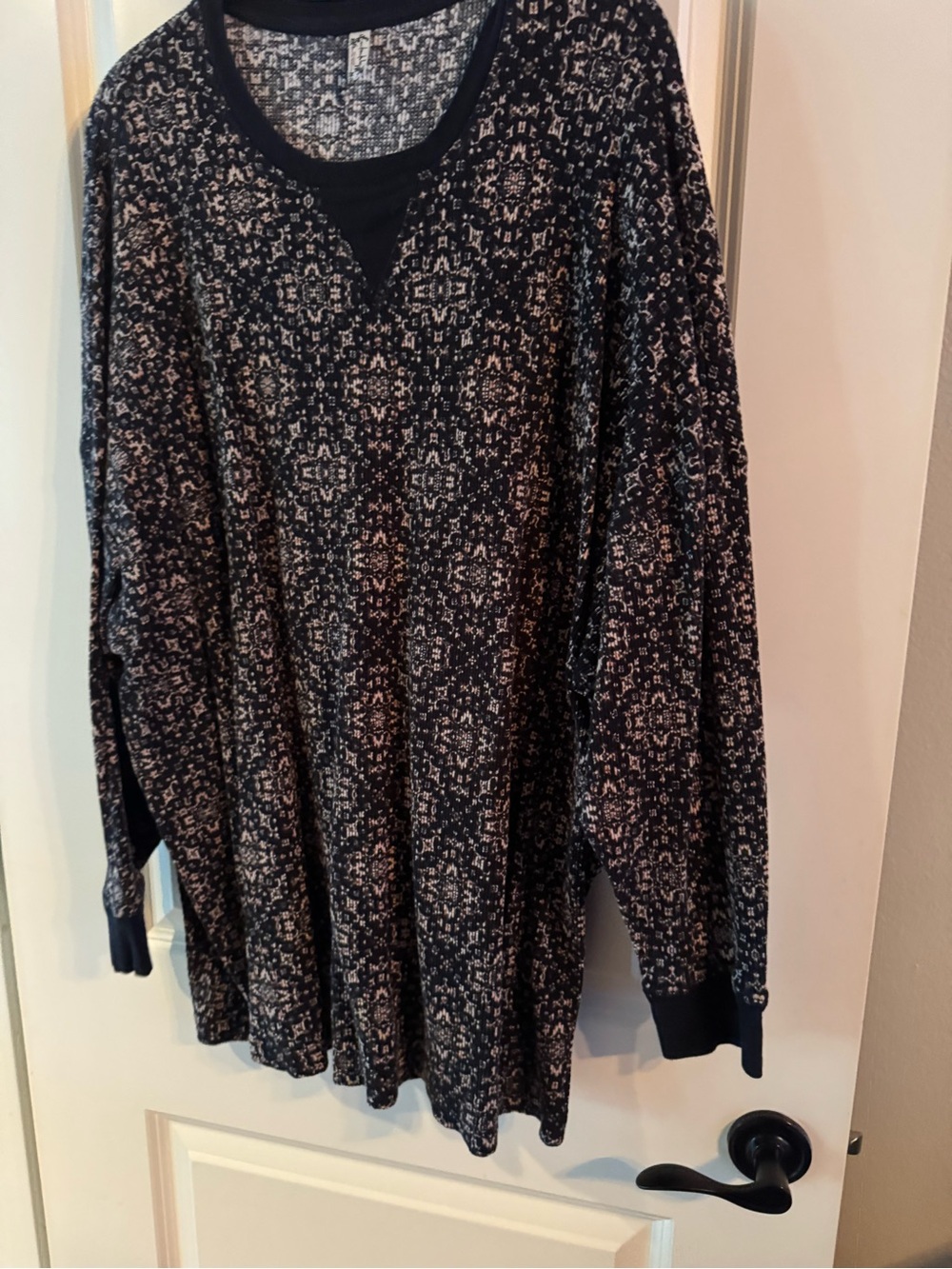 Free People Women’s Henley Patterned Long Sleeve. Size L